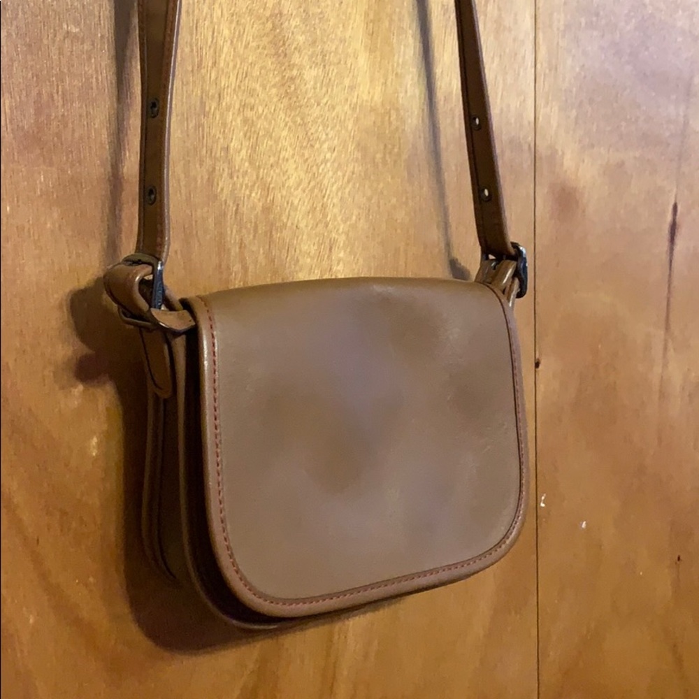 Perfect Tan COACH purse